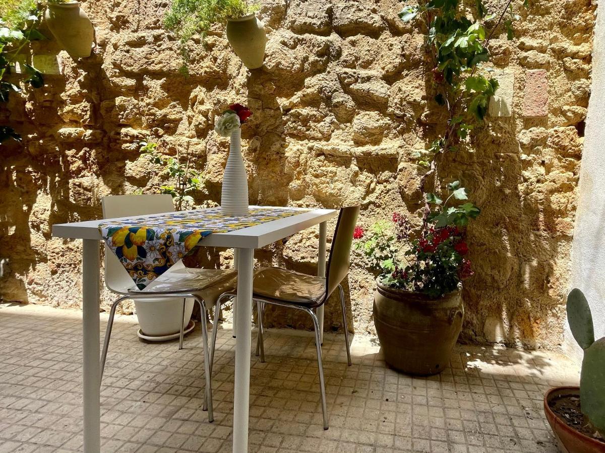 Pindaro Hotel Agrigento Bagian luar foto